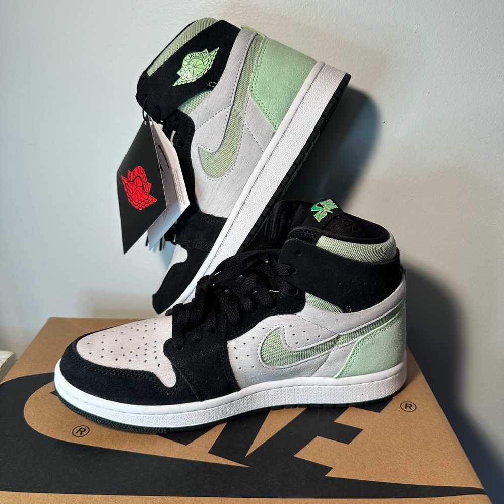 Nike Jordan 1 High Zoom Air CMFT White Daybreak Tropical Twist - Picture 2 of 12